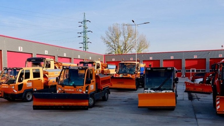 Foto: staré mesto spustilo zimnú údržbu. takto je pripravené na sneh - zima sm fb1