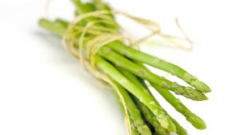 Na primaciálnom námestí sa dnes začínajú špargľové dni - Spargla