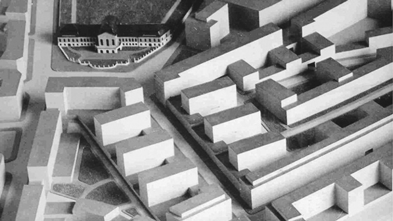 Bude poštová ulica trhoviskom? - pamatnik16_1