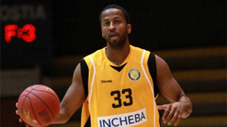 Basketbalisti interu bratislava vyhrali v prievidzi - inter_tucker2