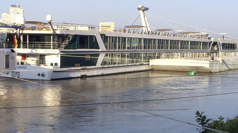 Dunaj v bratislave stúpol o 2,5 metra a už klesá - dunaj2