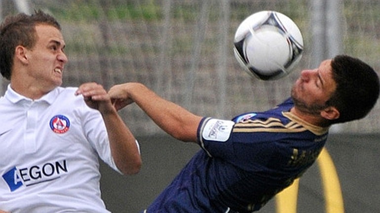 Futbalisti slovana remízovali v trenčíne a stále vedú ligu - Trencin skslovan1