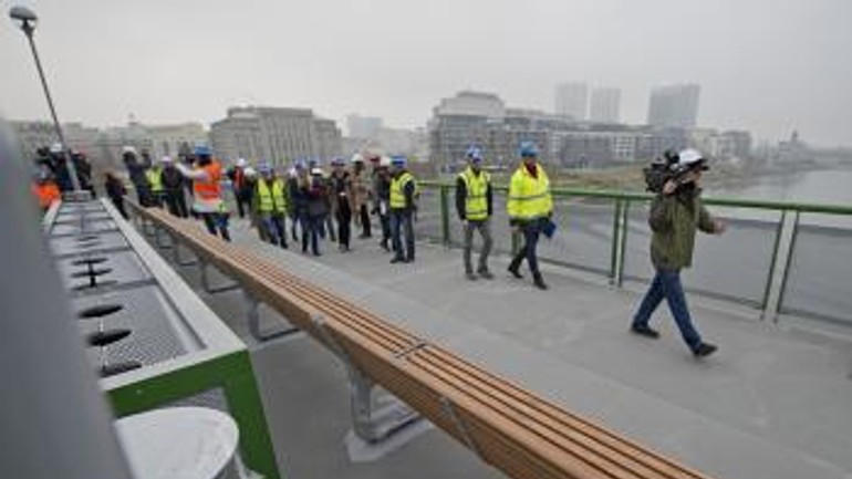 Starý most je hotový, realizovať sa budú už len opravy - starymost_20151216