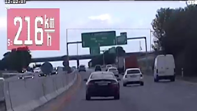Vodič sa po diaľnici d1 rútil z bratislavy rýchlosťou 216 km za hodinu! - Dialnica