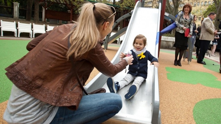 Chcú zvýšiť bezpečnosť detských ihrísk - Medicka1