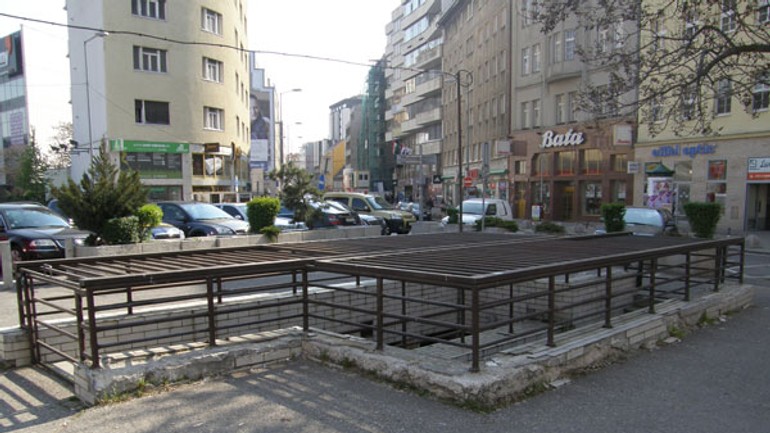 Verejný záchod pripomína skôr pavilón šeliem - Kamenne1