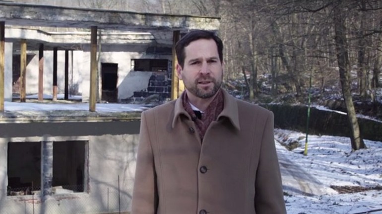 Video: starosta kusý o dvoch možnostiach budúcnosti snežienky: zbúrať alebo zbúrať - snez2