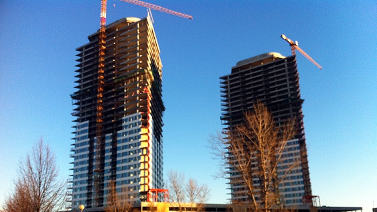 Veže panorama city dosiahli 33 podlaží - panoramacity24_1