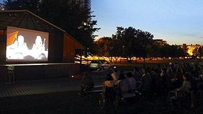 V lamači sú hody, v novom meste rozlúčka s kultúrnym letom - kuchajda_letne_kino