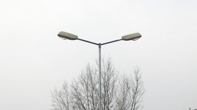 Dva stĺpy už odstránili, nahradili jeden - Stlp1