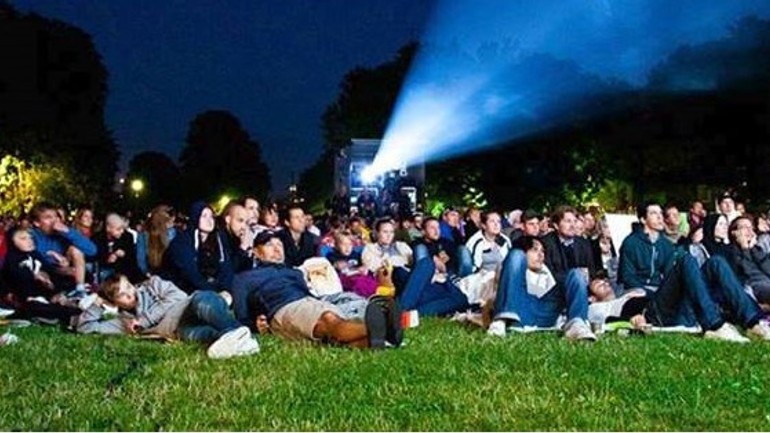 Letné kino v Ružinove