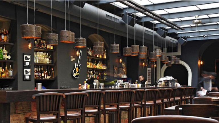 Barrock žije najmä večer a v noci - barrock1