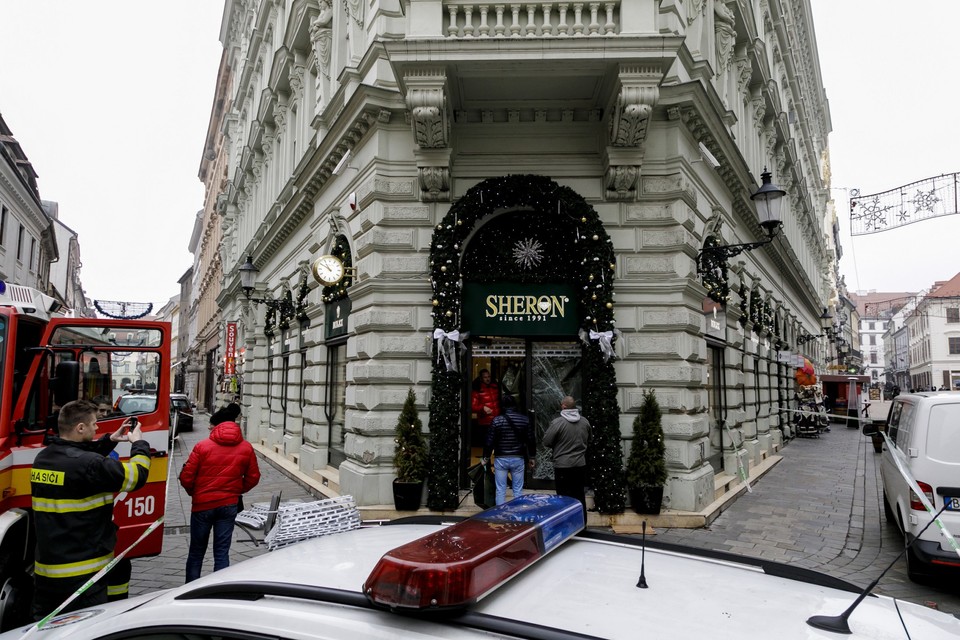 Krádež hodiniek - klenotníctvo Sheron