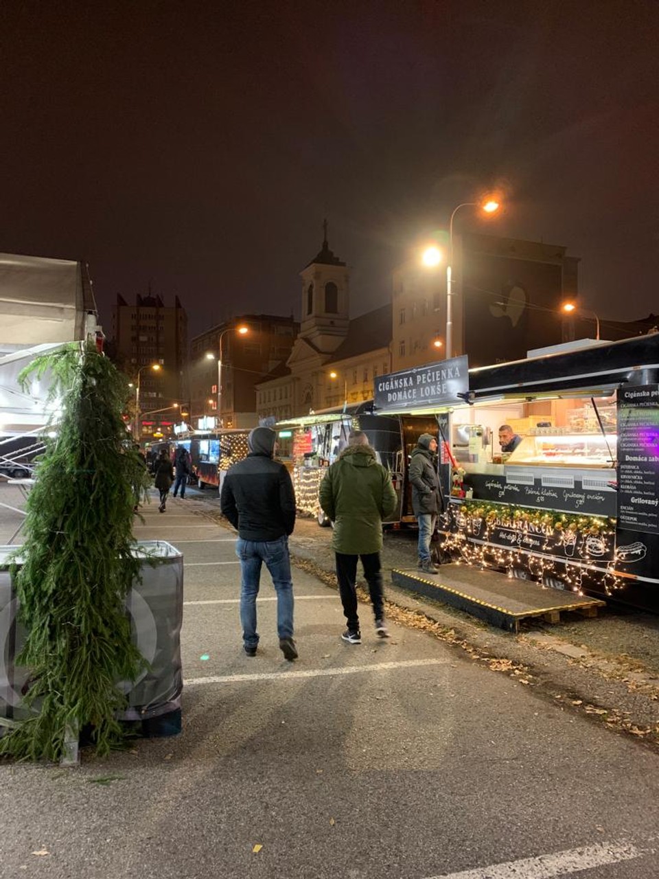 Netradičné vianočné trhy 1