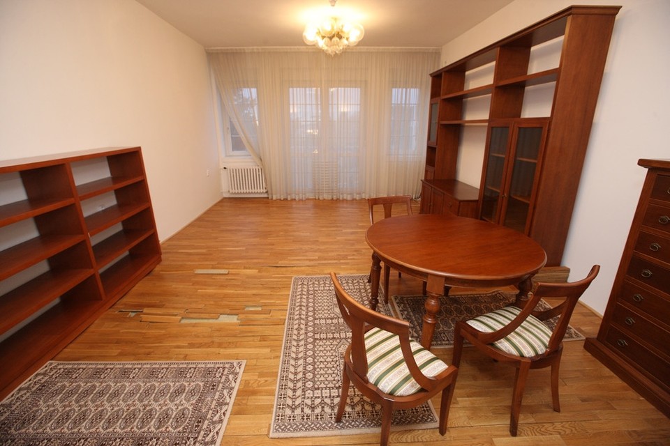 Chátrajúca rezidencia hlavy štátu na Slavíne