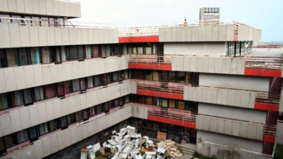 Na internátoch Univerzity Komenského v Bratislave mali zamestnanci špehovať študentky cez kameru