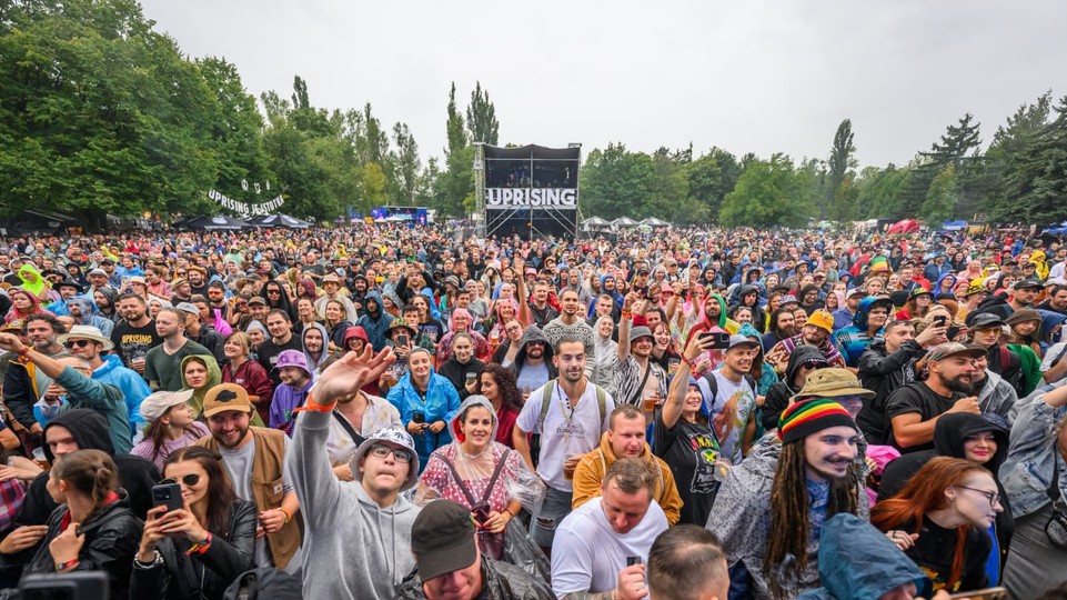 Na Zlatých pieskoch sa začína festival Uprising, medzi hlavné lákadlá patria Gogol Bordello, Tiken Jah Fakoly či Protoje