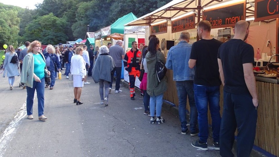 Karloveské hody prinesú Emmu Drobnú, Kaliho, Celeste Buckingham i Beátu Dubasovú