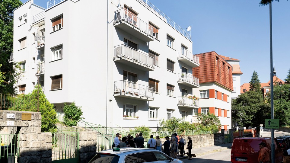 Obete holokaustu pripomínajú v Bratislave ďalšie Kamene zmiznutých