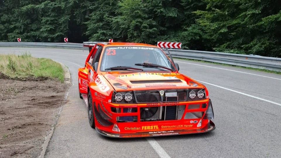 Pezinská Baba bude opäť dejiskom automobilových pretekov, cestu pre bežnú dopravu uzatvoria