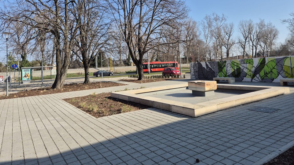 Okolie Kozmosu v Ružinove prešlo revitalizáciou, je krajšie i ekologickejšie