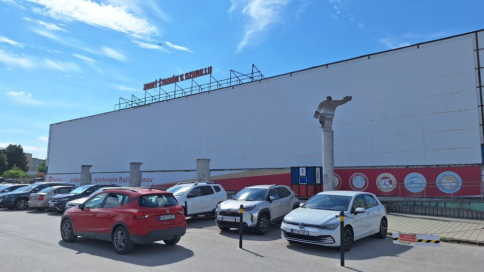 Zimný štadión V. Dzurillu v Ružinove prejde veľkou modernizáciou za 3,4 milióna eur