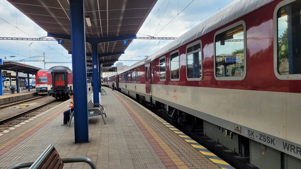 Začína platiť nový vlakový grafikon, ZSSK posilňuje vyťažené linky