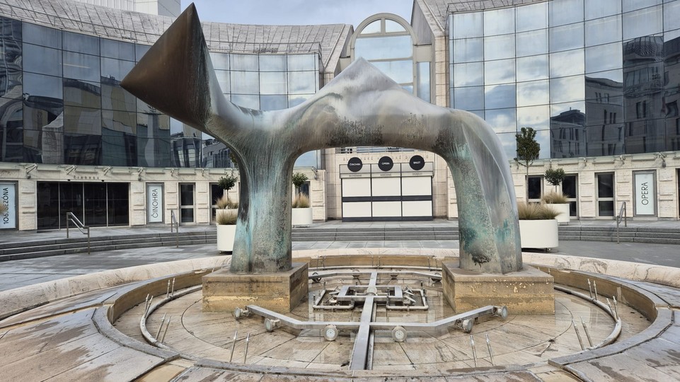 Vedeli ste? Autor fontány Vodný prameň pred budovou SND dal tvar fantázie celej Petržalke