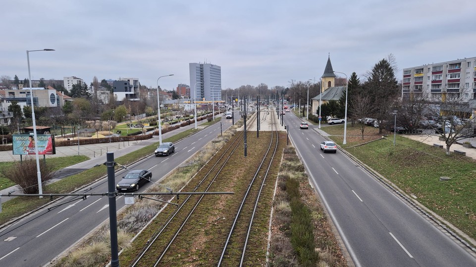 Dúbravsko-karloveská radiála nie je ani po piatich rokoch skolaudovaná, dôvodov je viac