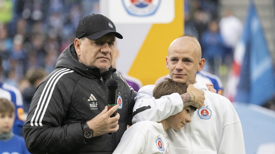 Lúčili sa Weissovci, Mak, Kašia i Trnovský: Slovan prehral doma s Michalovcami 0:2
