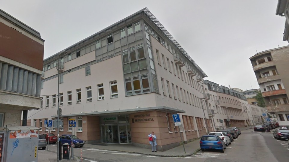 Nemocnica Milosrdní bratia plánuje hromadné prepúšťanie, o prácu príde až 90 ľudí