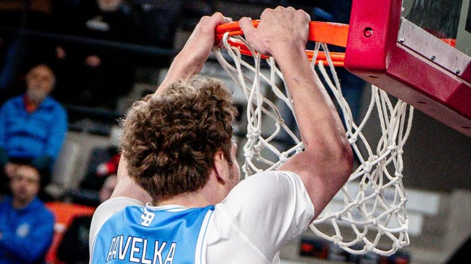 Basketbal: Nitra zdolala v 5. semifinále Slovan 81:74, znížila stav na 2:3