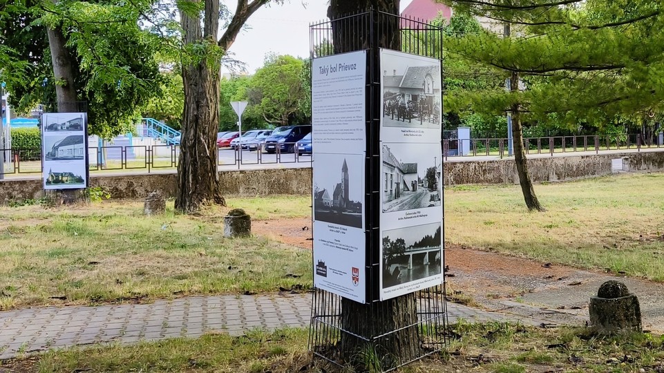 Výstava: 65 rokov nového Ružinova. Pozrite si vzácne fotografie, nájdete ich v parku i na detskom ihrisku