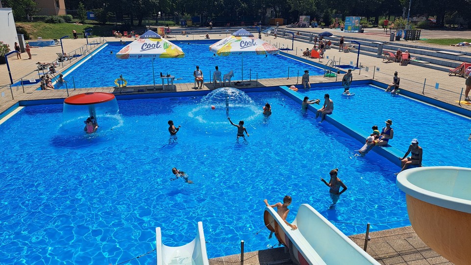 Prichádza leto, Bratislava otvára kúpaliská, prvé už v sobotu