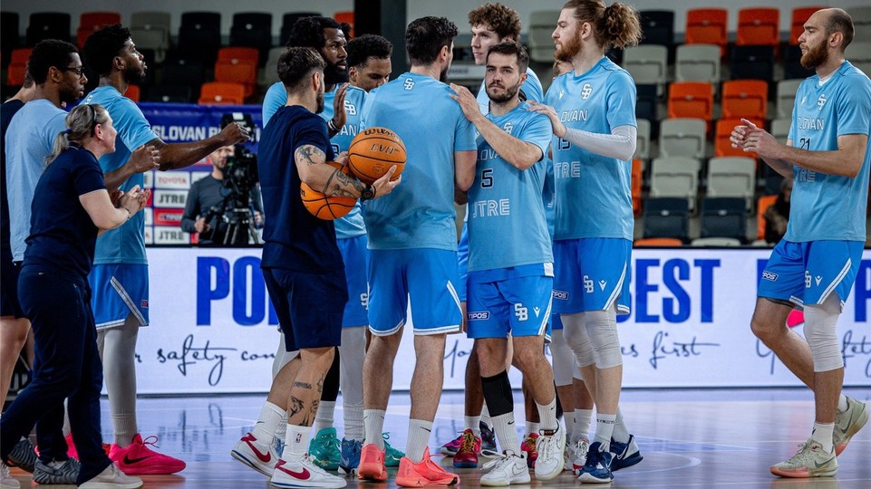 Basketbal: Slovanisti zdolali Nitru 79:65 a budú bojovať o titul s Levicami