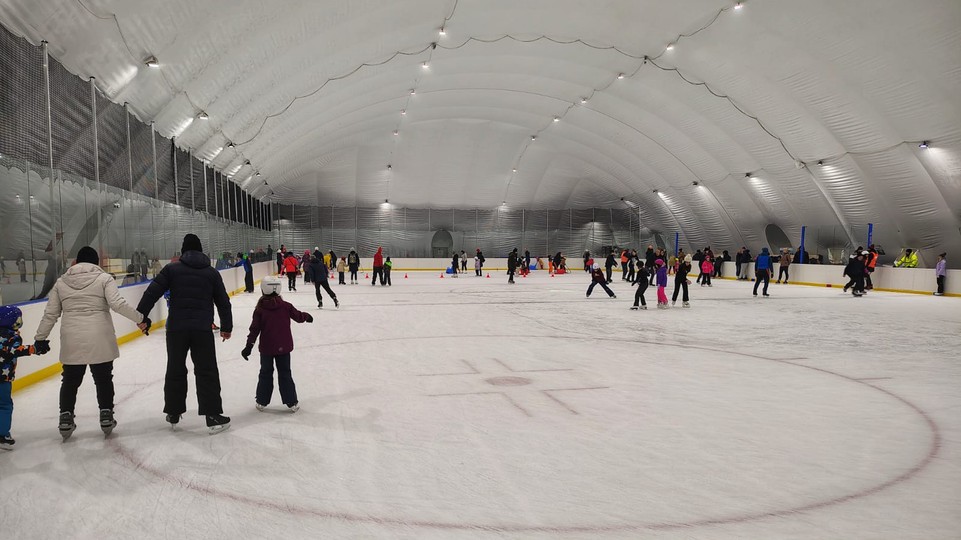 Dvaja poslanci v Petržalke podali podnet na ÚVO pre Arénu Draždiak, žiadajú preveriť verejné obstarávanie