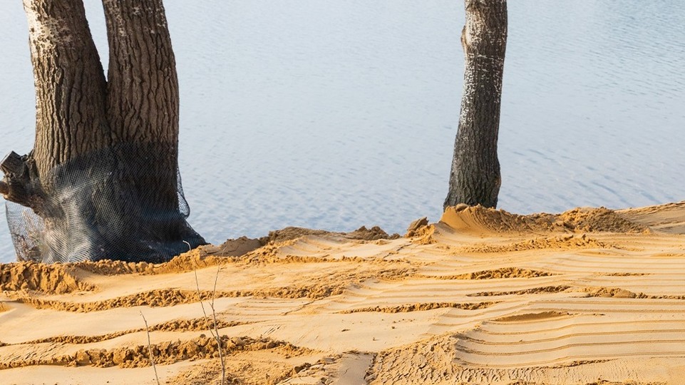 Veľká novina: Na brehu Draždiaka budujú pieskové pláže