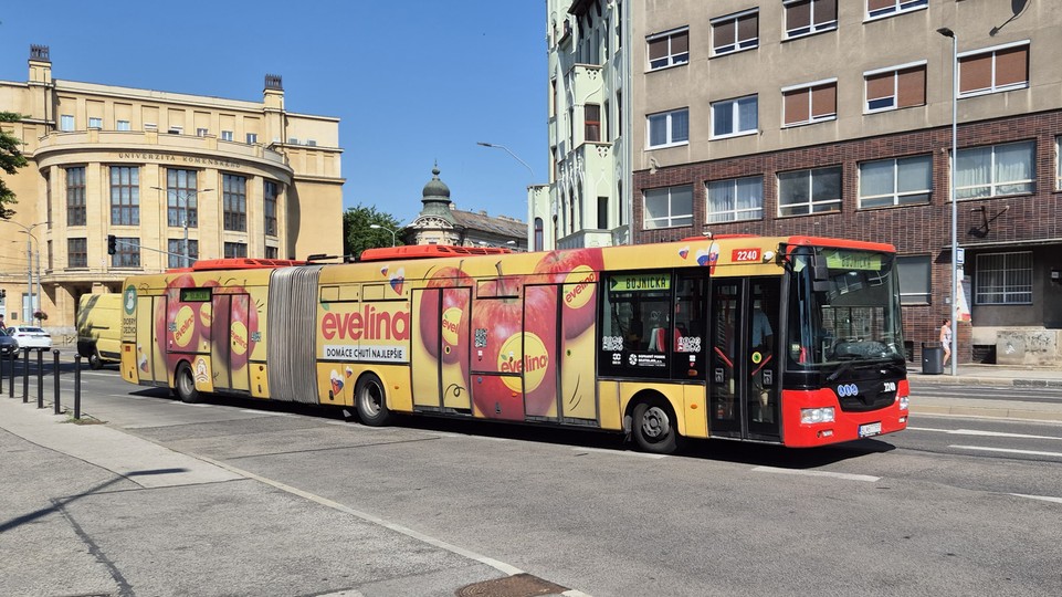 Cesta v MHD počas horúčav: Koľko vozidiel je klimatizovaných?
