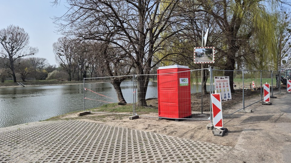 Čaká ho premena: Začala sa druhá fáza revitalizácie okolia rybníka v Devínskej Novej Vsi