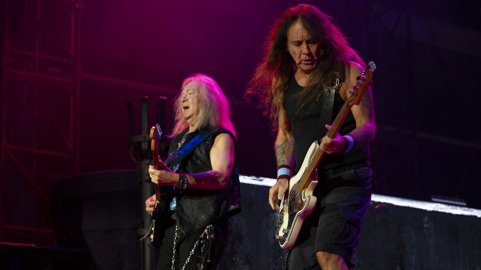 Iron Maiden ponúkli Bratislave dve hodiny skvelej hudby, štadión bol kompletne zaplnený