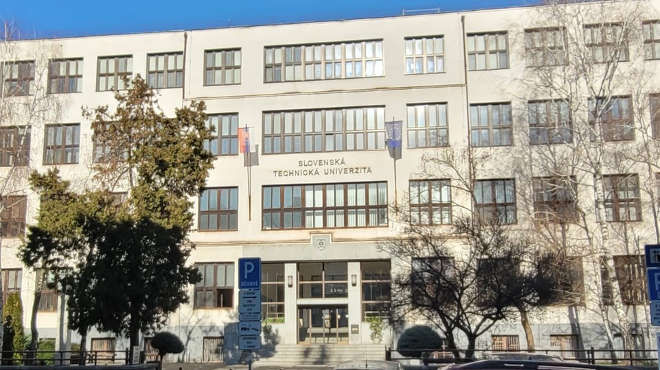 STU sa zaradila medzi najlepších tisíc univerzít na svete. Ktoré sú tie TOP a ako dopadla UK?