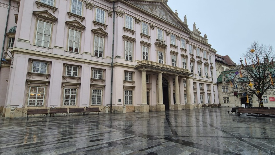 Ústavný súd: Časť zákona o hlavnom meste SR Bratislave je protiústavná