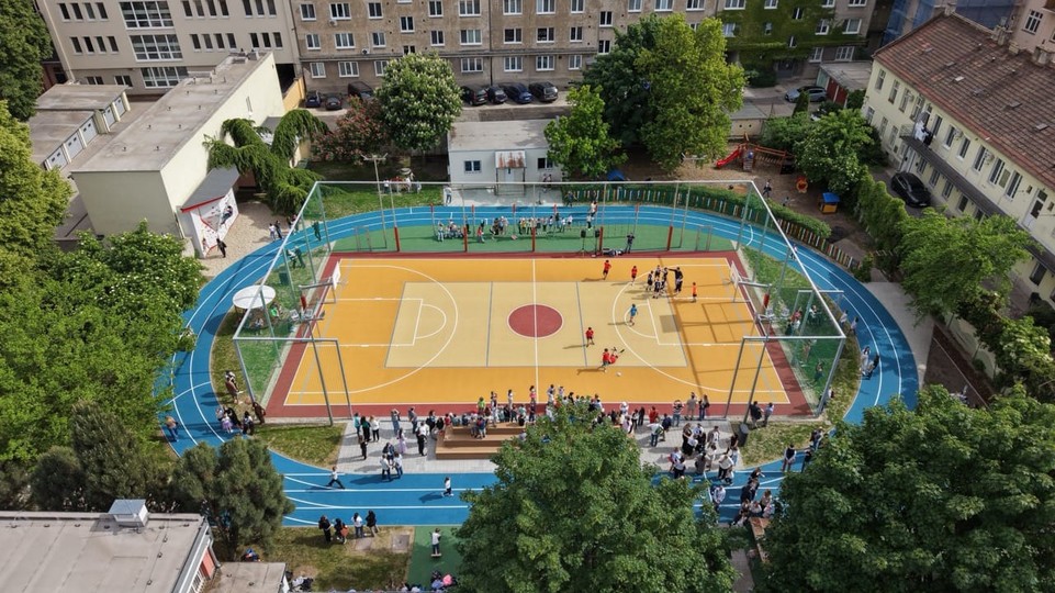 Nový športový areál v srdci mesta: Na Grösslingovej otvorili zrekonštruovaný školský dvor