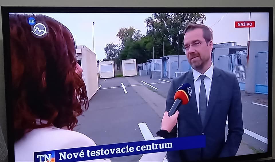 Video Na Pasienkoch Vzniklo Mobilne Odberove Miesto Na Covid 19 Kedy Sa Zacne S Masivnym Testovanim Bratislavske Noviny